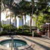 Отель Golden Bay 1102 - Condo 5 People, Sunny Isles, фото 1