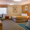 Отель Quality Inn & Suites Detroit Metro Airport, фото 33