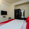Отель Oyo 30094 Swistar Guest House, фото 18