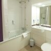 Отель Premier Inn Bicester, фото 7