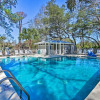 Отель Quaint Hilton Head Villa w/ Pool & Hot Tub Access!, фото 16