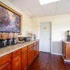 Отель Econo Lodge Inn & Suites, фото 14