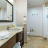 Отель Hampton Inn & Suites Lake City, фото 18
