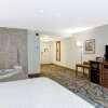 Отель Hampton Inn & Suites Saint John, фото 6