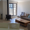Отель Roomy Apt. w Seaview Fireplace & Netflix, фото 2
