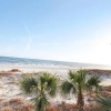 Отель 2br/2ba Sleeps 8, Beachfront w/ Pool, фото 1