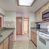 Отель Roomy Condo with Great Amenities - VS438 by RedAwning, фото 21
