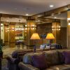 Отель Lodge at Mountaineer Square, фото 1
