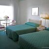 Отель Days Hotel - Thunderbird Beach Resort, фото 3