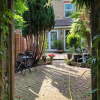 Отель Double bedroom near Heathrow, фото 1