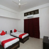 Отель OYO 10912 Nirman Residency, фото 1