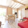 Отель Bungalow with 3 Bedrooms in la Chapelle-Hermier, with Pool Access, Furnished Terrace And Wifi - 12 K, фото 4