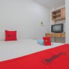 Отель RedDoorz near Gajah Mada Pontianak, фото 7