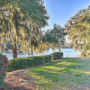 Отель Riverside Cottage: Close to Ocean and Myrtle Beach, фото 15