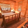 Отель High Lonesome - Three Bedroom Cabin, фото 5