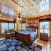 Отель Smoky Ridge View - Three Bedroom Cabin, фото 22