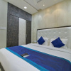 Отель OYO 15442 Mahalakshmi Suites, фото 15