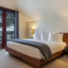 Отель Platinum Vail Solaris 4 Bedroom Vacation Rental Set at the Base of the Mountain Just Steps From the , фото 3