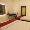 Отель Empire Royale Hotel - Hostel, фото 4