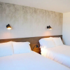 Отель Uptown Inn by Vantaggio Suites, фото 4
