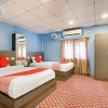 Отель Oyo 585 Hotel Raj Durbar And Navrang, фото 6
