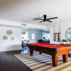 Отель Perfect 4 Bdrm Home With Pool and Game Room!, фото 17
