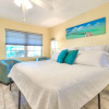 Отель Tropic Terrace #22 - Beachfront Rental Studio Bedroom Condo by Redawning, фото 15