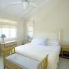 Отель This Enchanting 3 Bedroom, 2 Bathroom Townhouse is Nestled Mere Moments Away fro, фото 5