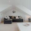 Отель Stylish and Modern 2-bed Apartment in Herne Bay, фото 1