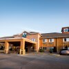 Отель SureStay Plus Hotel by Best Western Topeka Northwest, фото 23