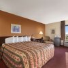 Отель Days Inn & Suites by Wyndham Cedar Rapids в Сидар-Рапидсе