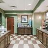 Отель Hampton Inn Huntington University Area, фото 28
