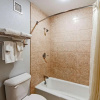 Отель Econo Lodge Inn & Suites Near Bricktown, фото 9