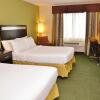 Отель Holiday Inn Express & Suites Center Township, an IHG Hotel, фото 43