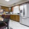 Отель Downtown Home In Million Dollar Locality, фото 1