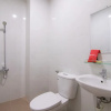 Отель RedDoorz Plus @ Le Van Sy Street 2, фото 10