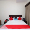 Отель OYO 12143 Hotel SKD, фото 13
