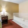 Отель Quality Inn & Suites, фото 2