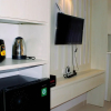 Отель Simple And Cozy Studio Room At Pollux Chadstone Apartment, фото 5
