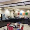 Отель Comfort Inn Opelika - Auburn, фото 26