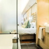 Отель Modern Studio in Mandela Rhodes Place, фото 5
