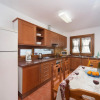 Отель Villa Julianne 2: Heated Private Pool, Walk to Beach, A/C, WiFi, Car Not Required                   , фото 6