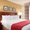 Отель Country Inn & Suites by Radisson, Champaign North, IL, фото 18