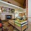 Отель Hilton Garden Inn Fort Collins, фото 13