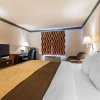 Отель Quality Inn & Suites в Окленде Сити