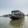 Отель OYO 23482 Sht Symphony Premium Sharing Houseboat, фото 14