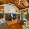 Отель StayAU 3BR Quaint Countryside Cottage, фото 6