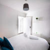 Отель Short Stay Bristol - Mina B Apartment, фото 3