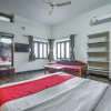 Отель OYO 17080 The Lasa Grand, фото 5