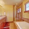 Отель Highland Greens Linden 3 Br townhouse by RedAwning, фото 9